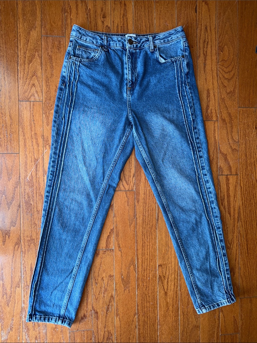BDG Urban Outfitters Mom Jeans Size 29 100% Cotton Medium Wash Made in Turkey